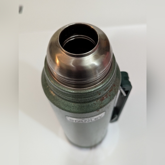 Stanley Aladdin Thermos, Green, 1 Quart - Picture 9 of 16